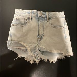 jean shorts w fringe at the bottom
